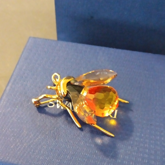 Daniel Swarovski Crystal Paradise Alipur Bumblebee Brooch - Picture 9 of 9
